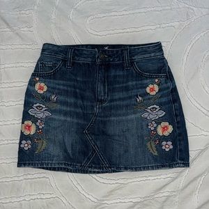 Hollister embroidered skirt